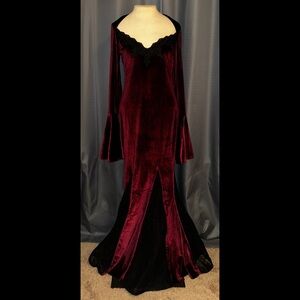 Widow Dolls Kill ‘LOVE LIKE BLOOD’ Red Velvet Black Lace Maxi Dress L NWT